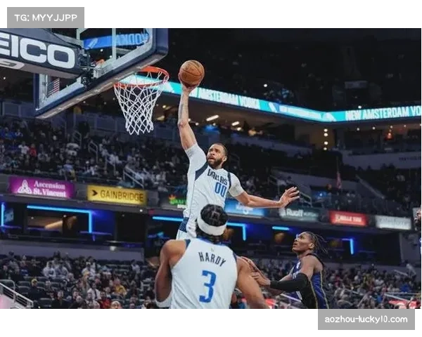 大麦基首秀狂砍32分13篮板2断3帽横扫NBL赛场震惊众人